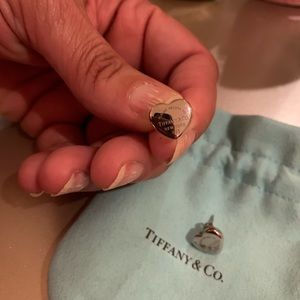 Tiffany - Return to Tiffany Heart Stud 925 Sterling Earrings.